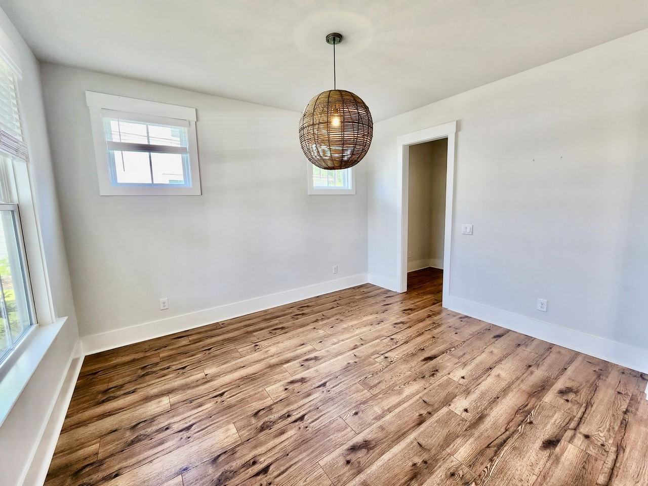 137 Falaise St - Photo 7 of 47