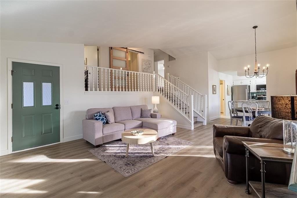 16 Estes Dr - Photo 2 of 21