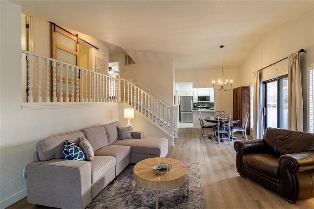 16 Estes Dr - Photo 4 of 21