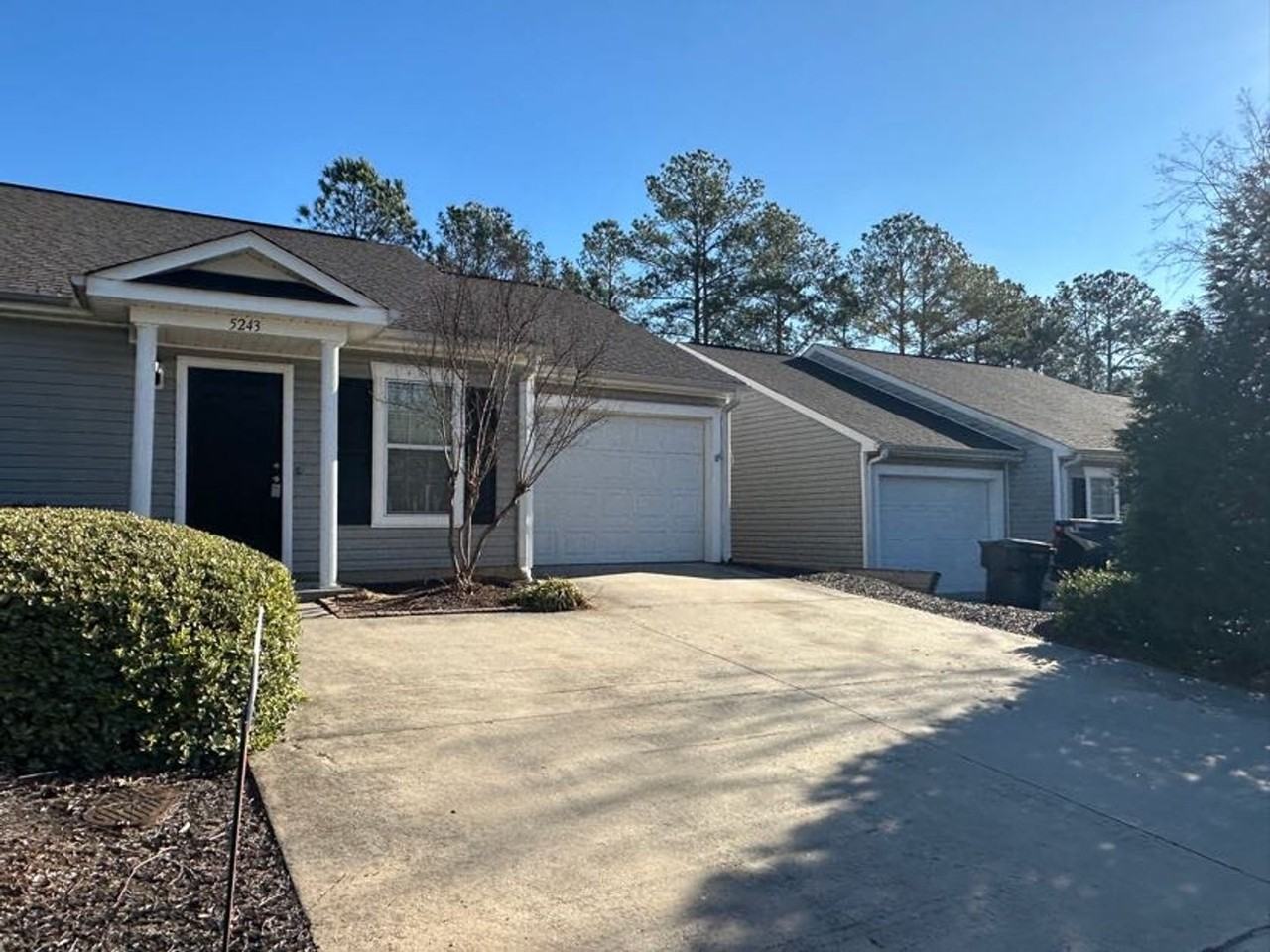 5243 Aruba Cir - Photo 3 of 25