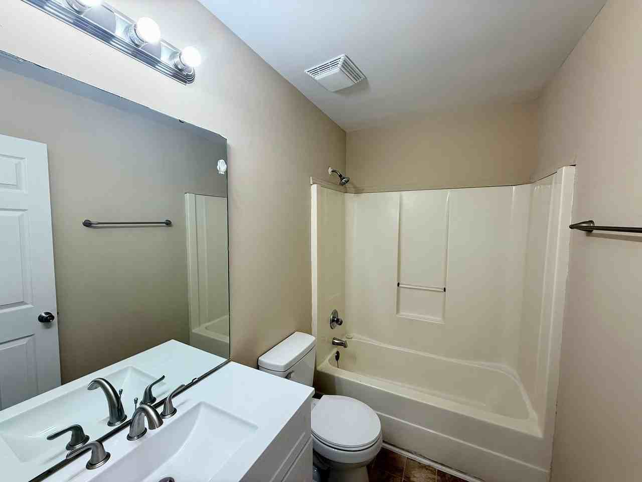 461 Allison St Nw - Photo 7 of 9