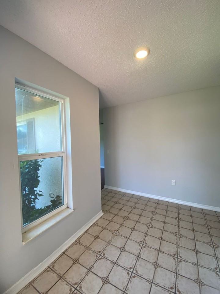 3602 Se 31st Ter - Photo 5 of 37