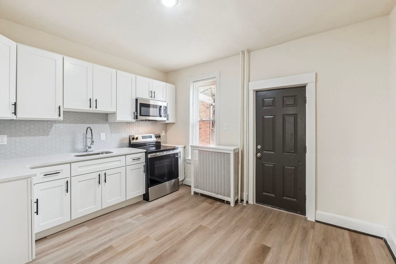 3357 Malta St - Photo 3 of 16