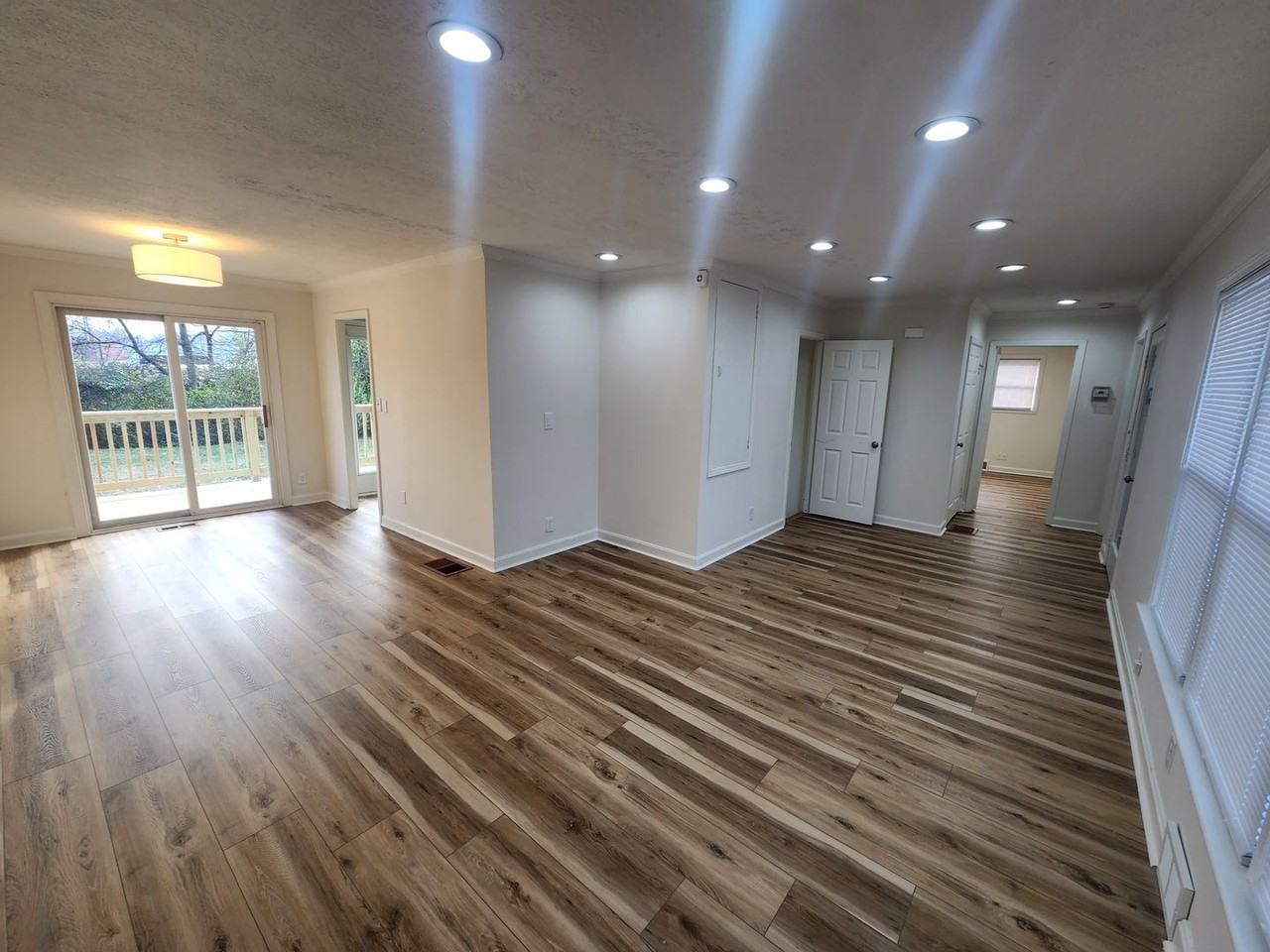 3700 Taylorsville Rd - Photo 6 of 34