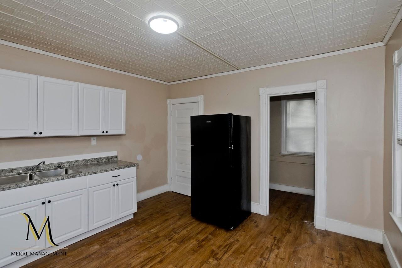 54 Clantoy St - Photo 7 of 20