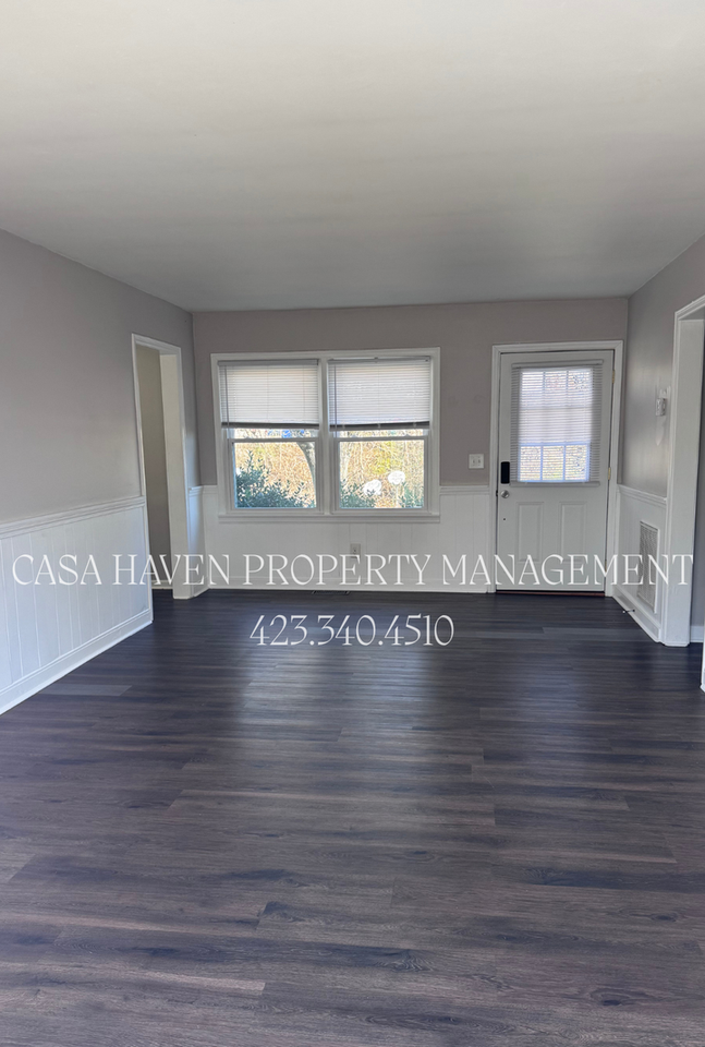 1510 Linden Ave - Photo 5 of 15