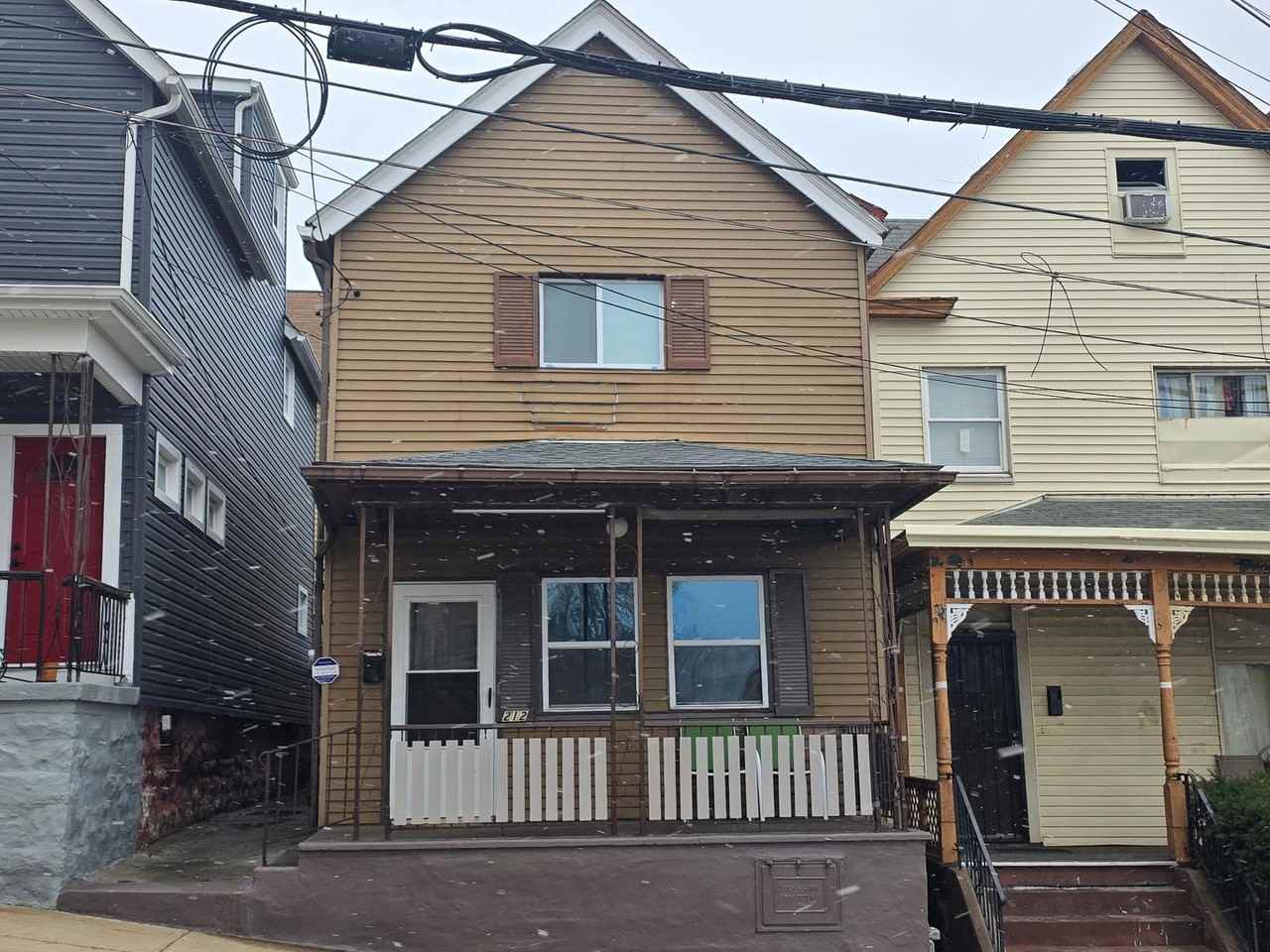 212 Kenmawr Ave - Photo 2 of 22