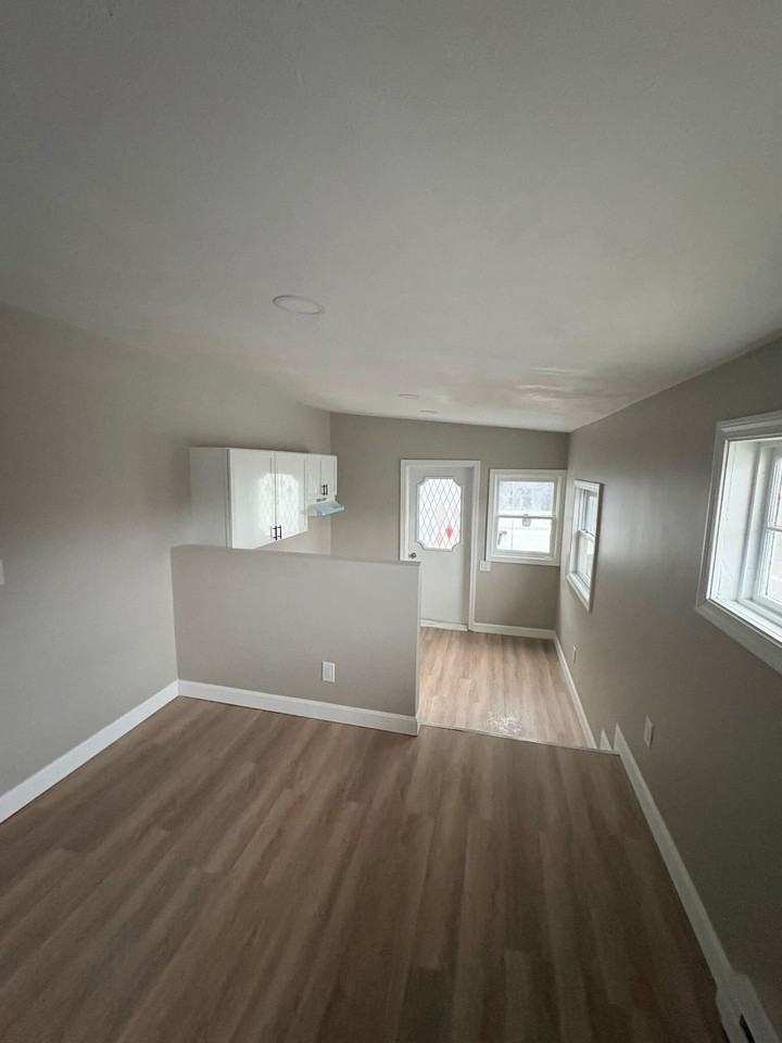 21 Mechanics (PMC) - Photo 6 of 6