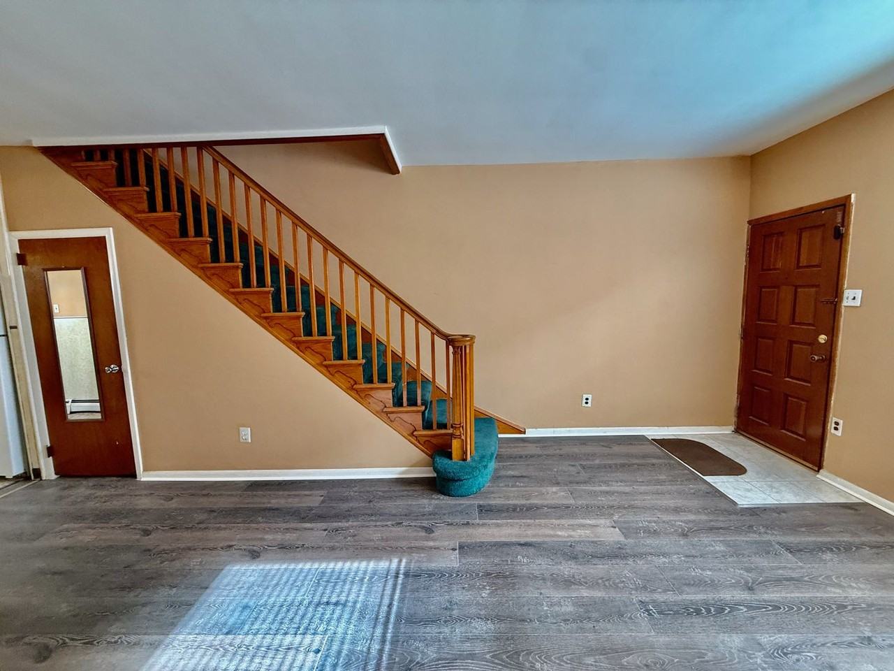 1135 Mercy St - Photo 6 of 42