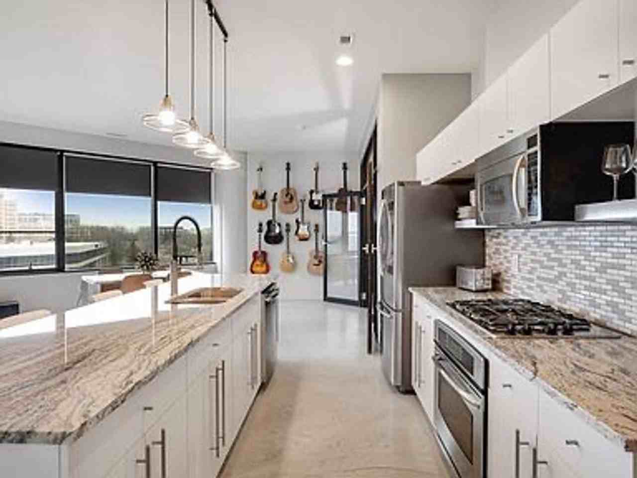 5601 Smetana Dr #608 - Photo 4 of 36