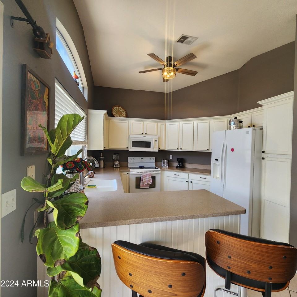 4825 W Piute Ave - Photo 4 of 20