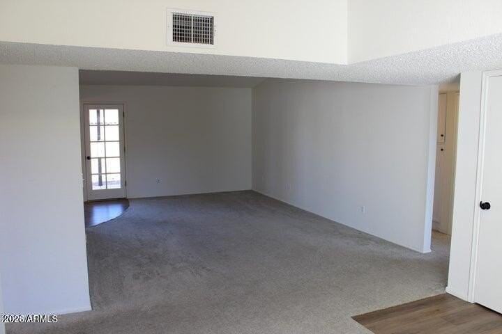 1751 Wildflower Dr - Photo 4 of 18