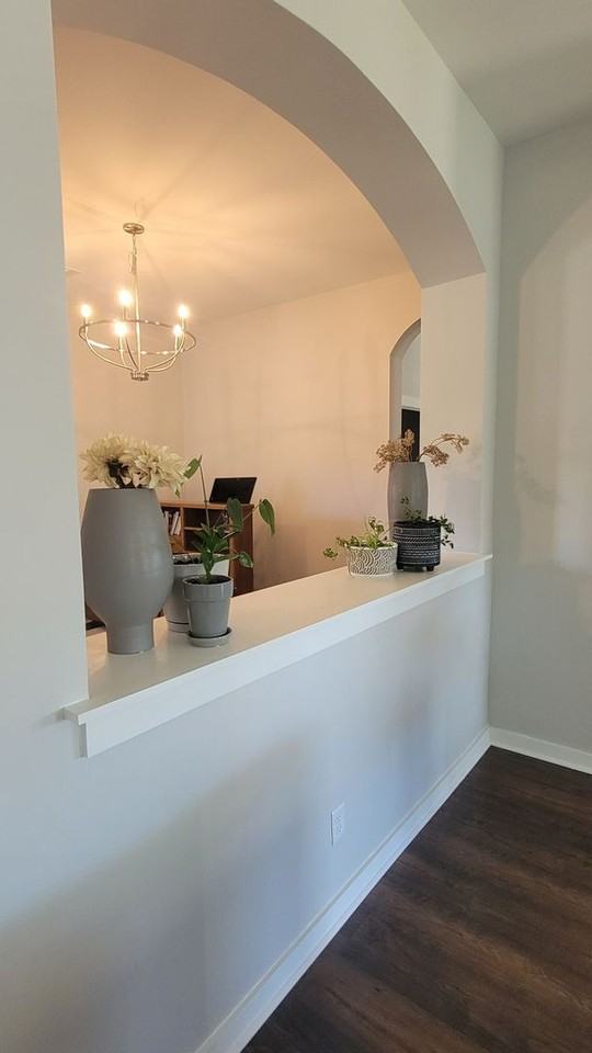 821 Hedgefield Way - Photo 5 of 33