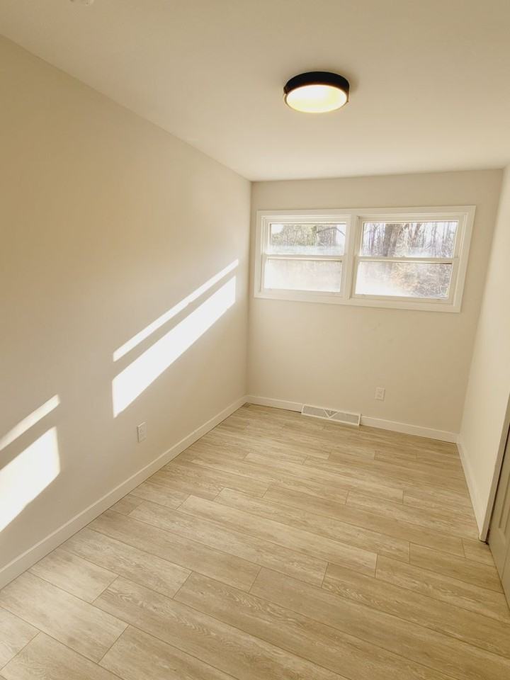 405 Seminole Dr - Photo 5 of 7