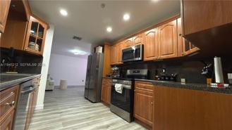 1001 Sw 98th Ave - Photo 1 of 1