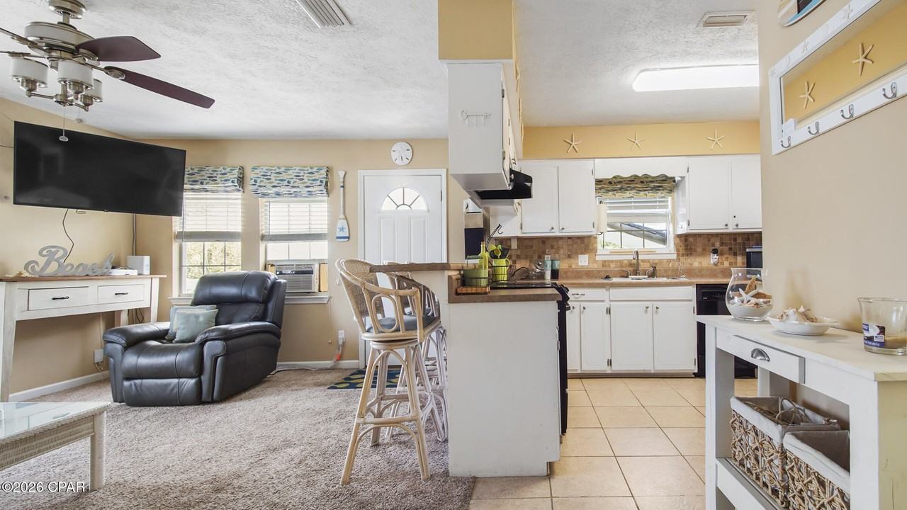 6910 Beach Dr - Photo 7 of 24