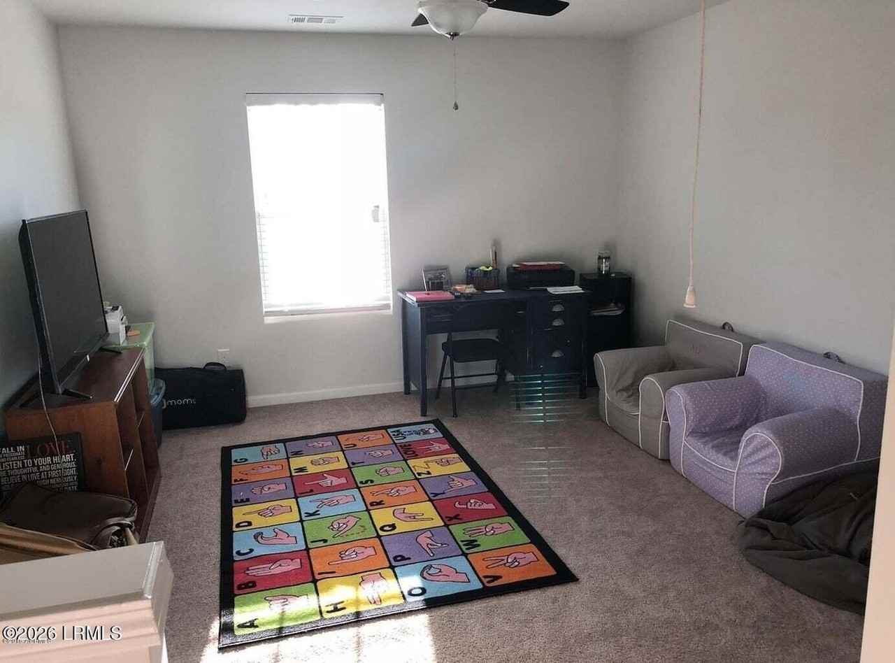 38 Kiawah Dr - Photo 4 of 8