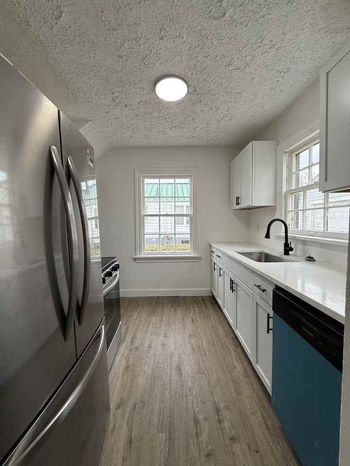 3520 Cleveland Ave #1 - Photo 6 of 22