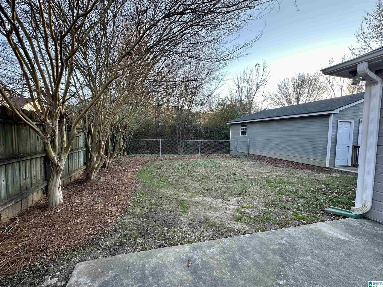 165 Jasmine Dr - Photo 3 of 14