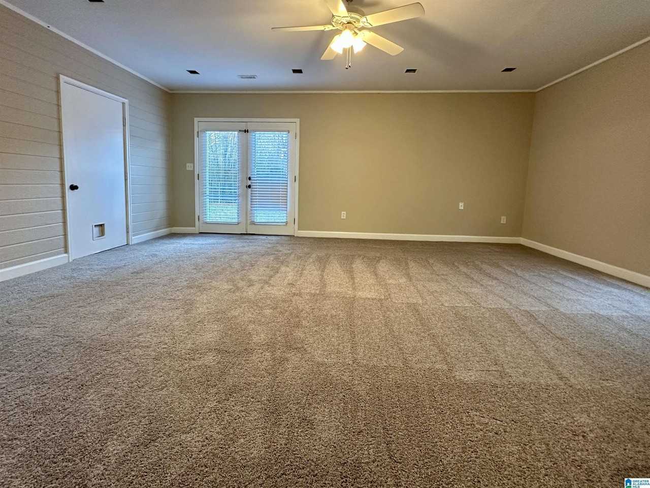 165 Jasmine Dr - Photo 5 of 14