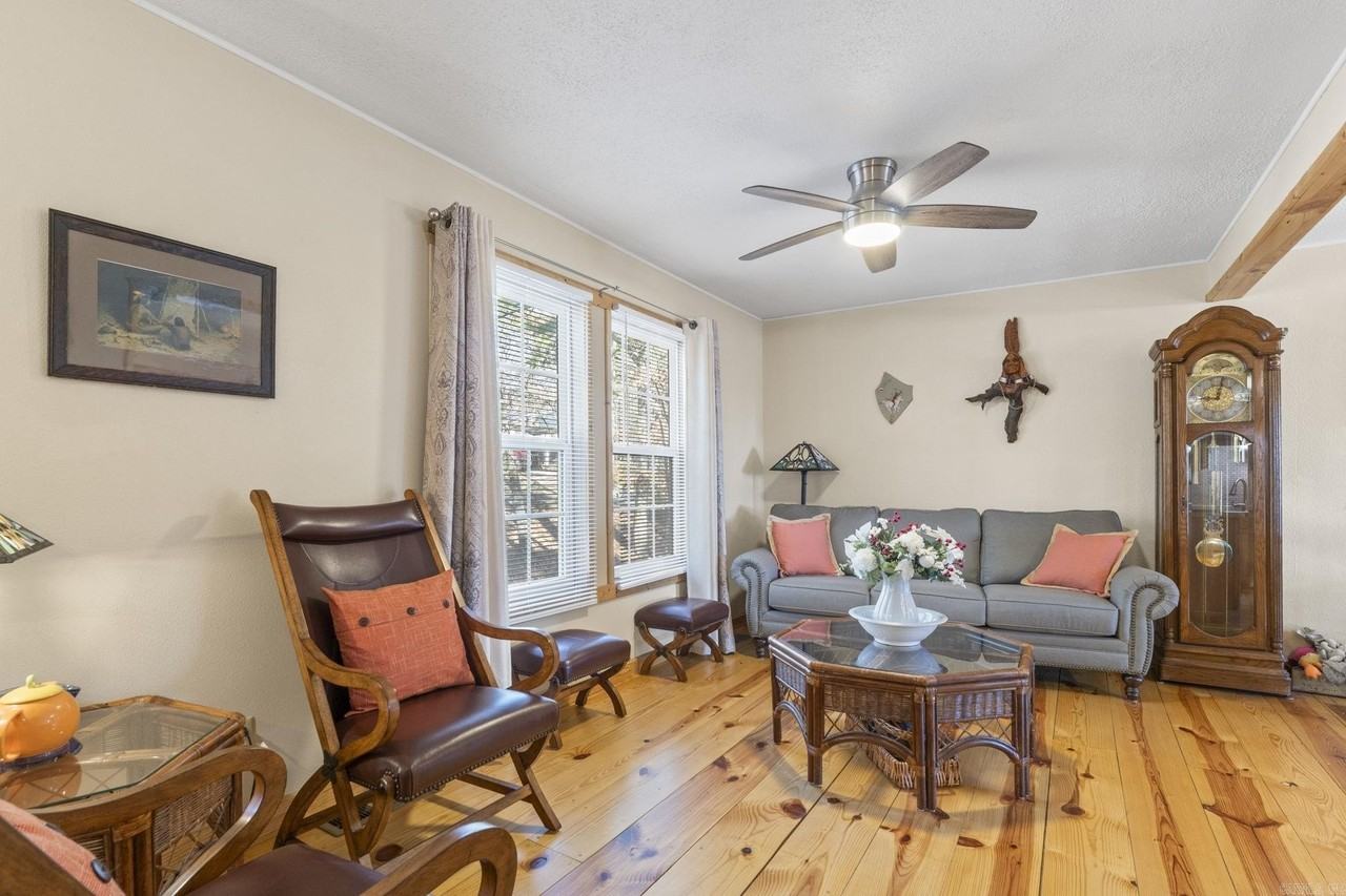 118 Cedar Valley Rd - Photo 6 of 50