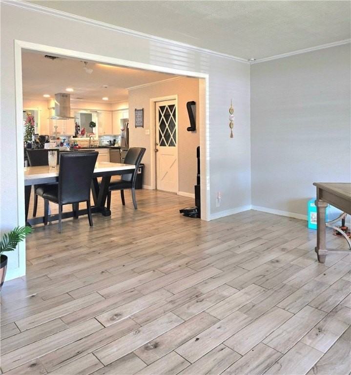 4641 Janssen Dr - Photo 6 of 14