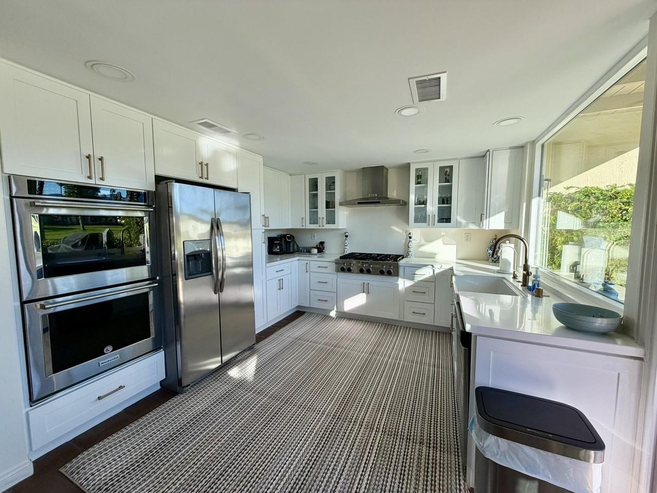 177 Las Lomas - Photo 7 of 18