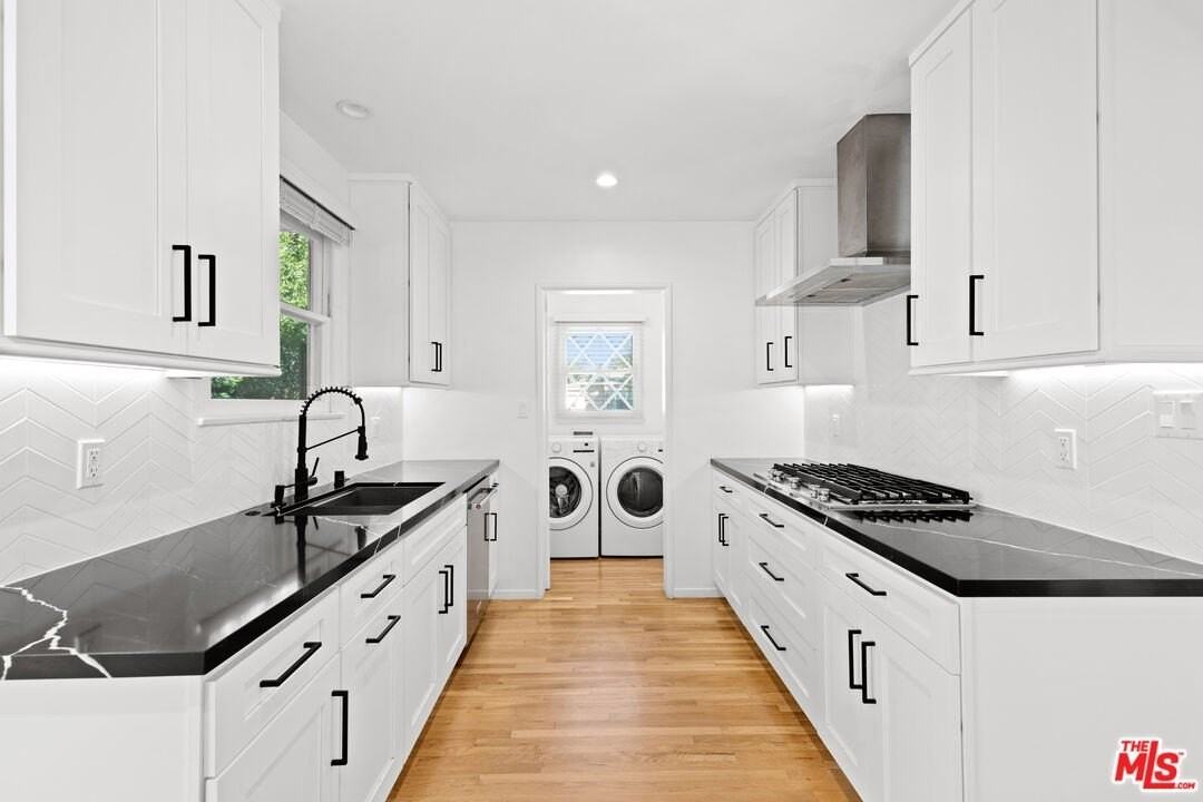 12730 La Maida St - Photo 6 of 19