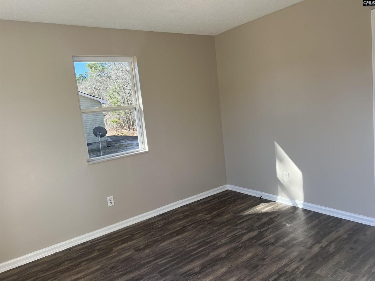 499 Bush Berry Rd - Photo 6 of 10