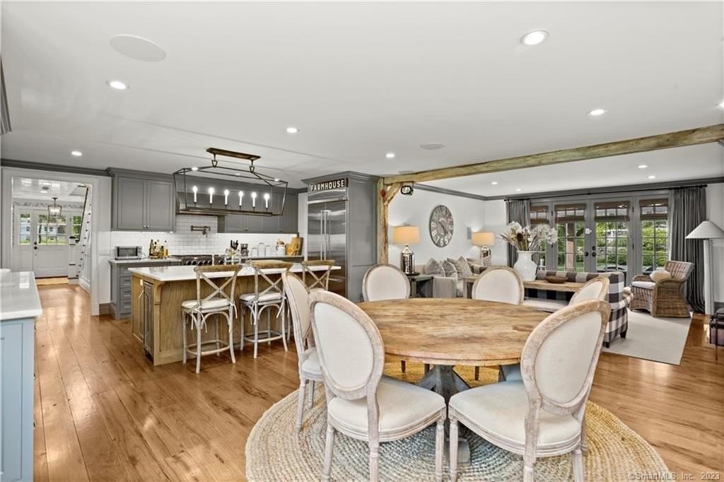 141 W Norwalk Rd - Photo 3 of 40