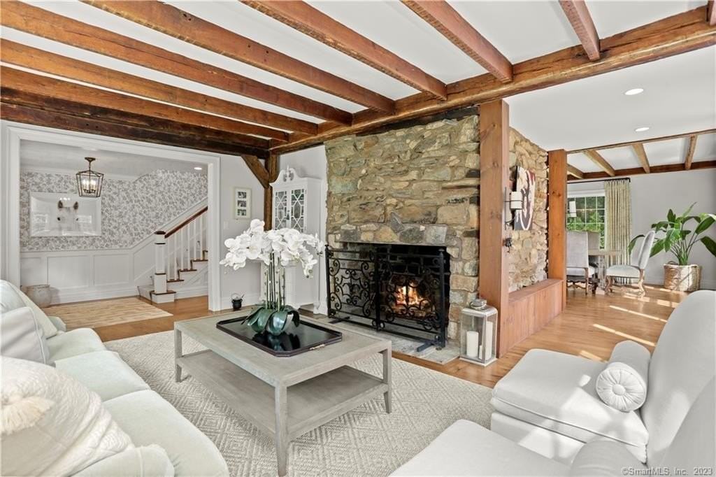 141 W Norwalk Rd - Photo 7 of 40