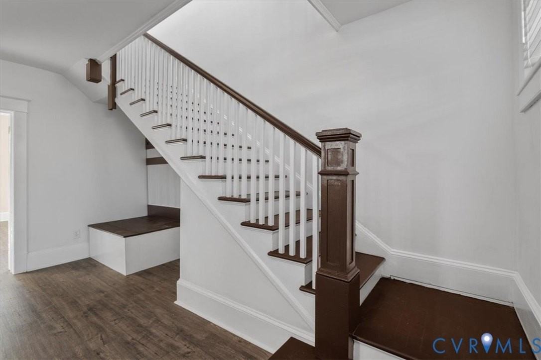 235 Lafayette Ave - Photo 7 of 31