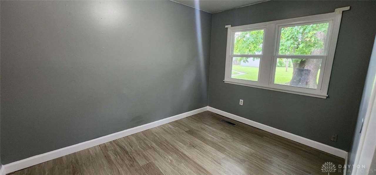 1874 S Belmont Ave - Photo 6 of 9