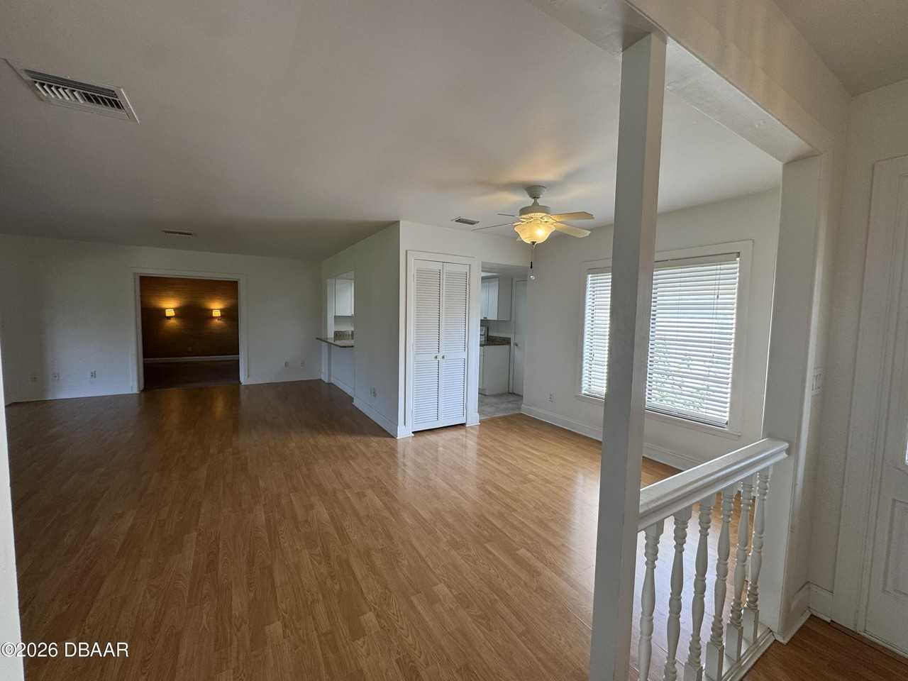 1916 Seclusion Dr - Photo 3 of 28