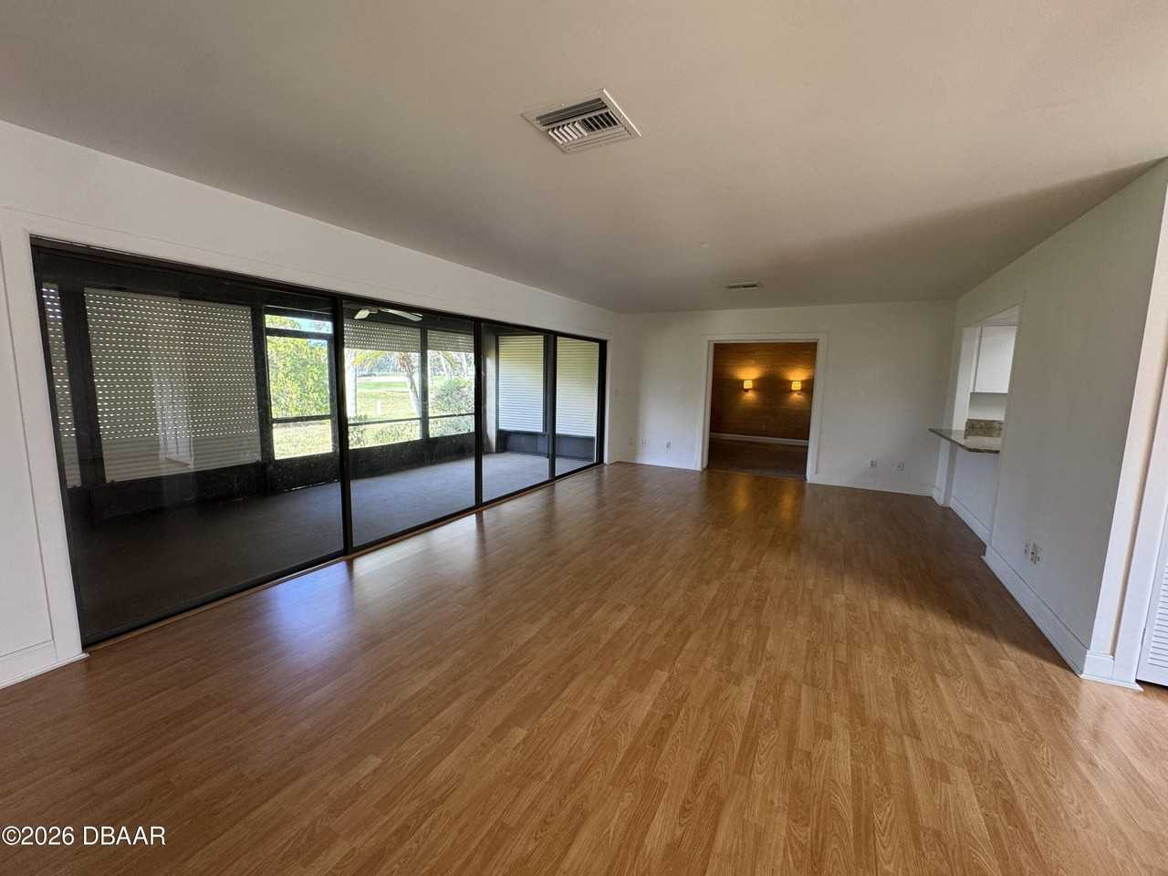 1916 Seclusion Dr - Photo 4 of 28