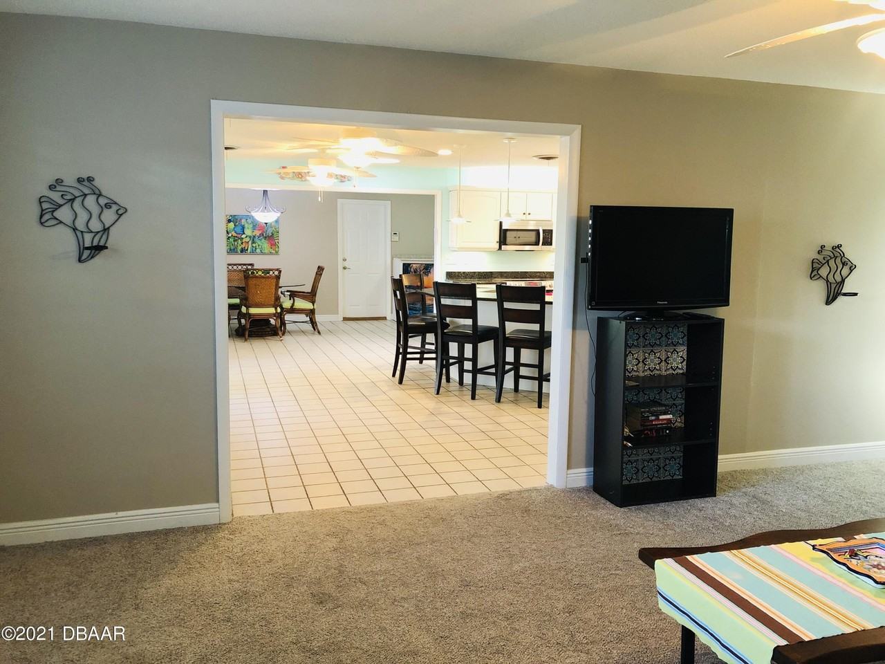 3011 Princeton Ave - Photo 6 of 24