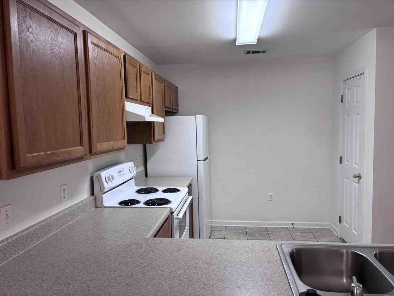 64 7th St - Photo 6 of 16