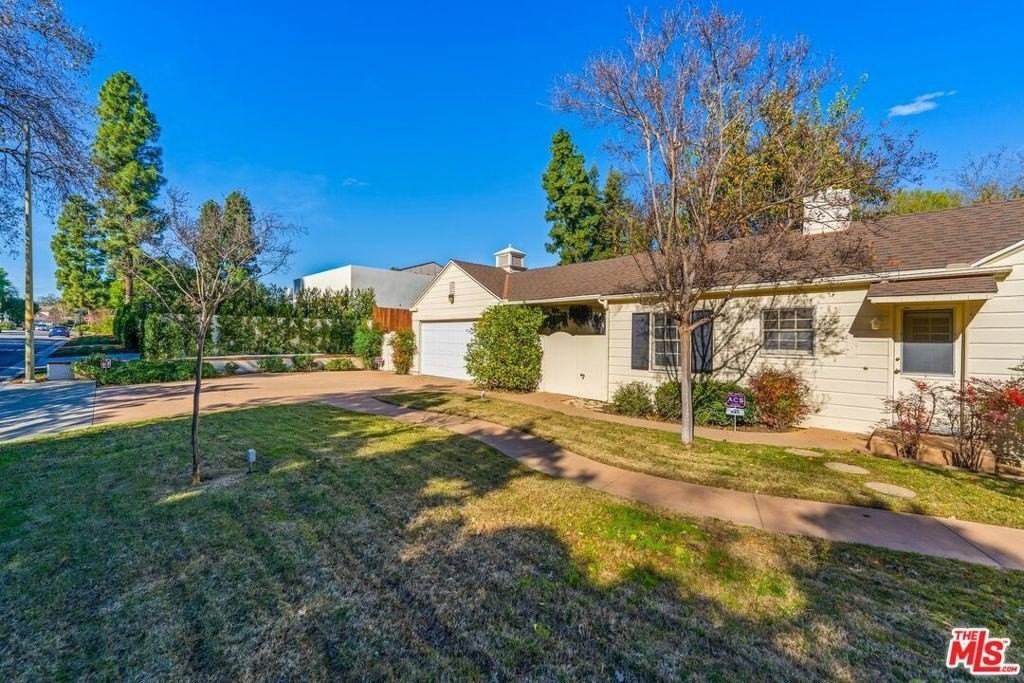 17117 Weddington St - Photo 6 of 50