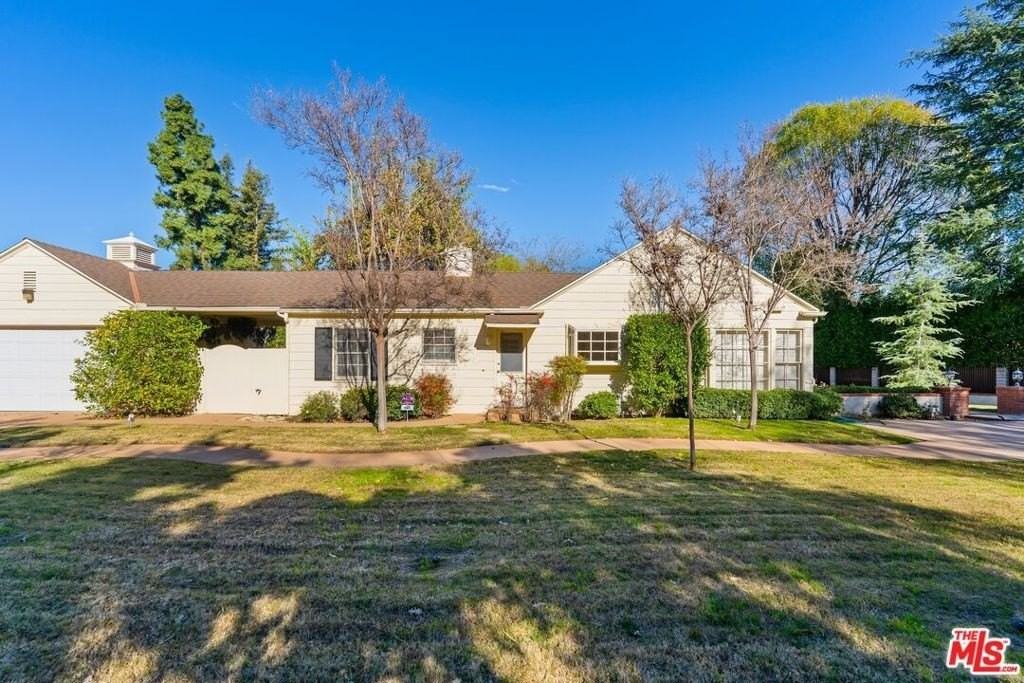 17117 Weddington St - Photo 7 of 50