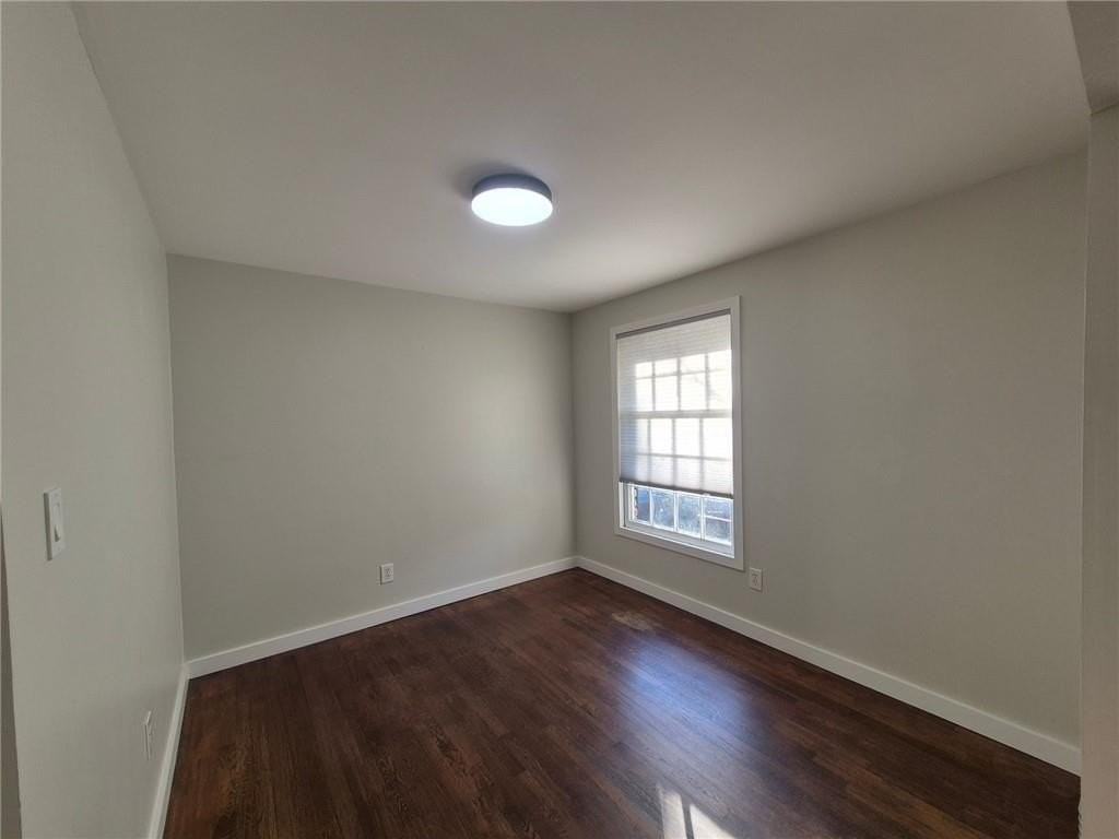 2264 Capehart Cir Ne - Photo 4 of 10