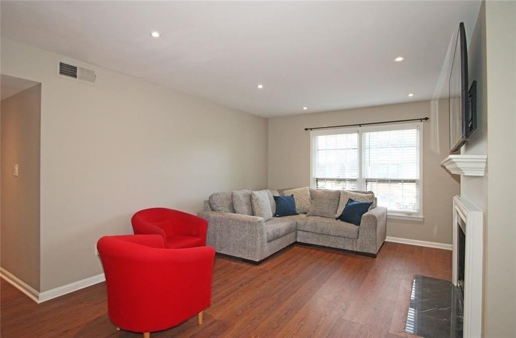 38 La Rue Pl Nw - Photo 2 of 50