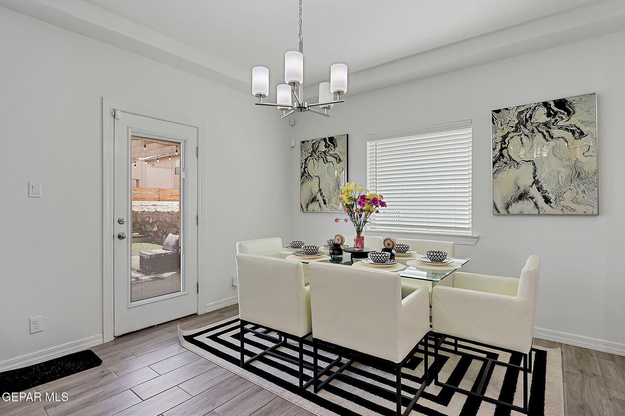 12816 Linstead Ave - Photo 7 of 32