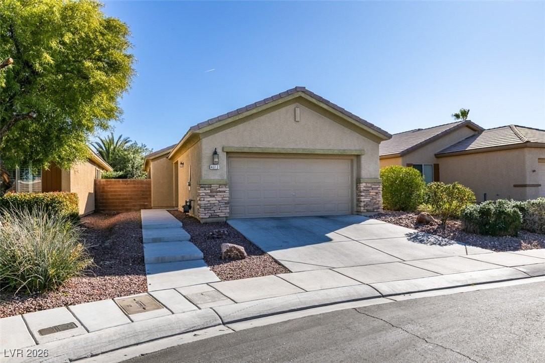 4013 Gliding Gulls Ave - Photo 2 of 34