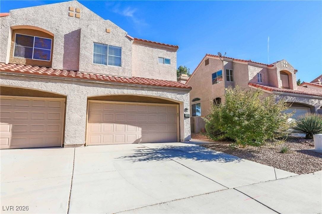 512 Sutters Mill Rd - Photo 2 of 19