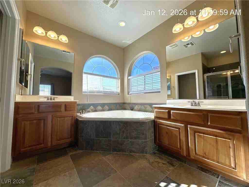 8103 Cheerful Valley Ave - Photo 4 of 33