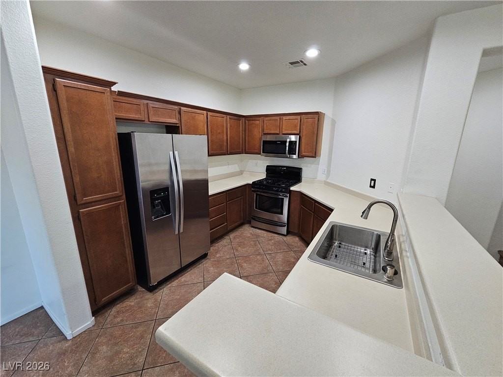 1024 Appaloosa Hills Ave - Photo 2 of 35