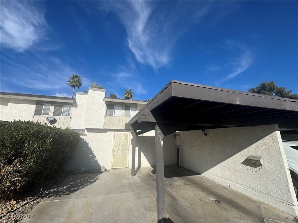 518 Delfern Ln - Photo 3 of 46