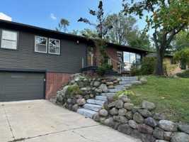 featured image of 921 Lennox St