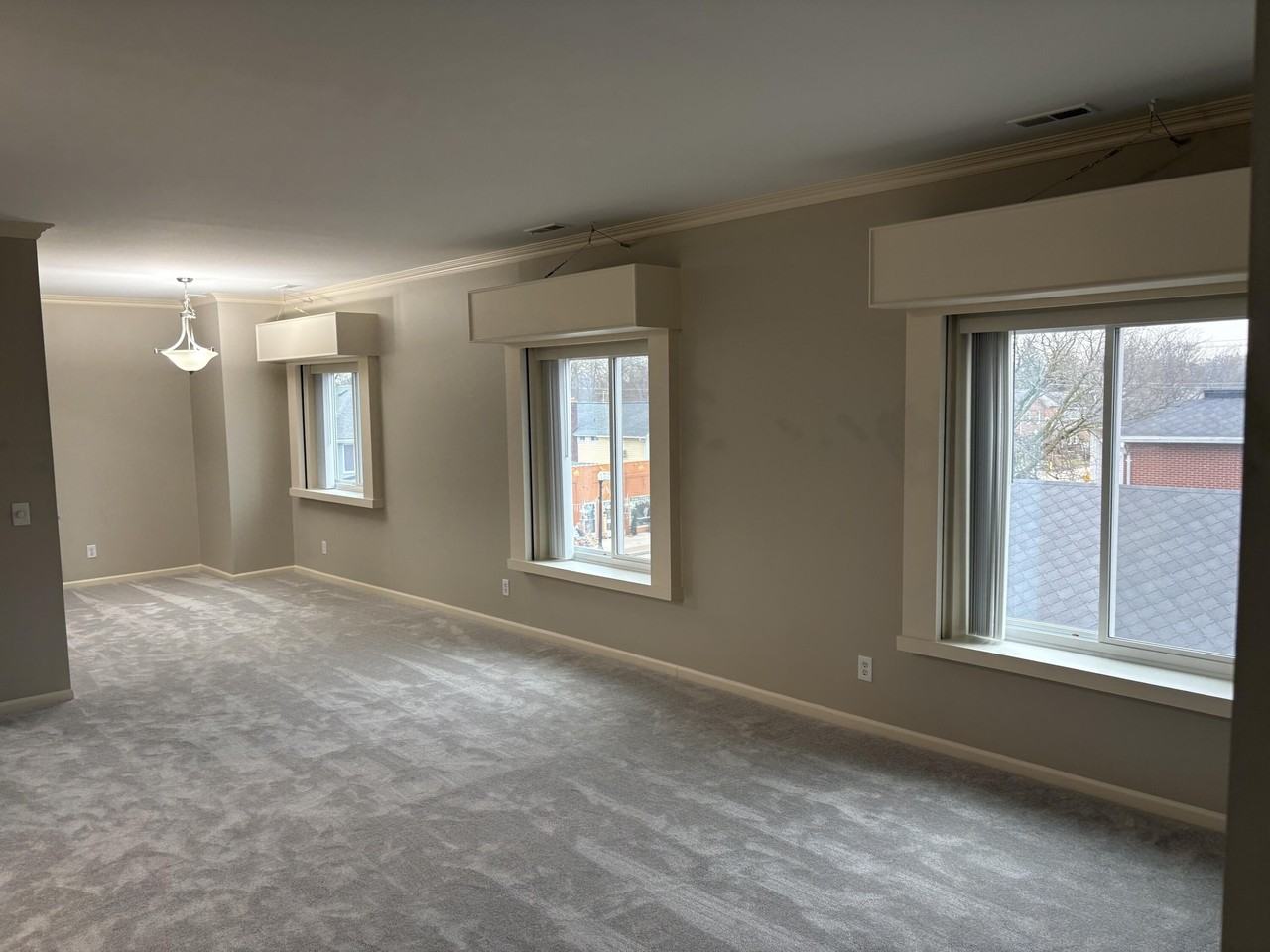 227 Main St - Photo 5 of 16