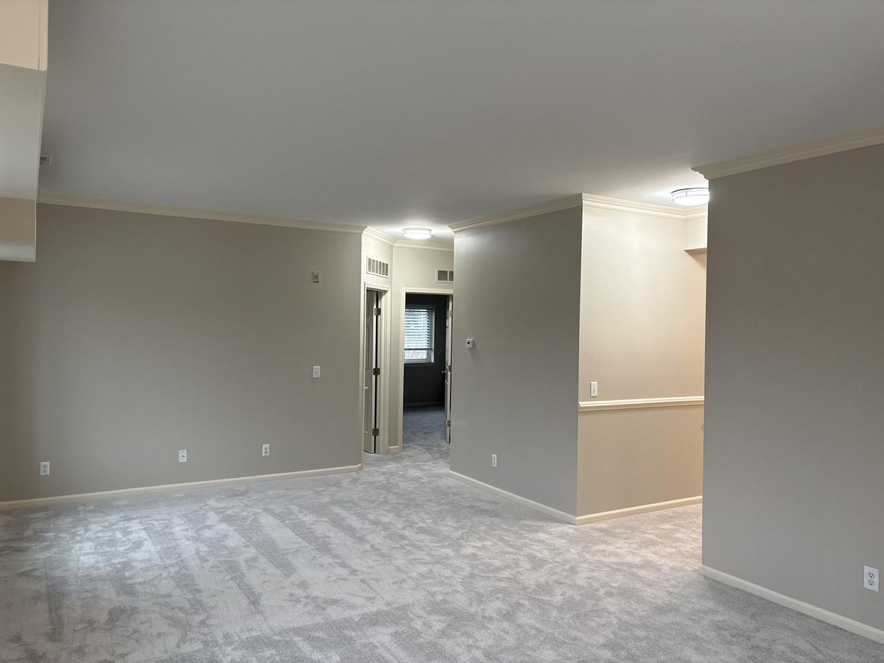 227 Main St - Photo 7 of 16